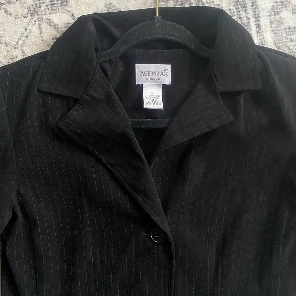 Vtg Y2K Fashion Bug Black White Pinstriped Fitted Long Suit Blazer Soft Jacket S